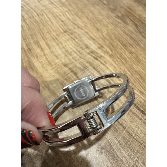 Hillard & Hanson 80s 90s Retro Women's Square Rhinestone Bezel Quartz Watch - Picture 3 of 3